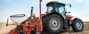 Tractor agrícola con implementos para tractor