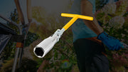 Llave saca bujía. Herramienta manual para maquinaria agrícola