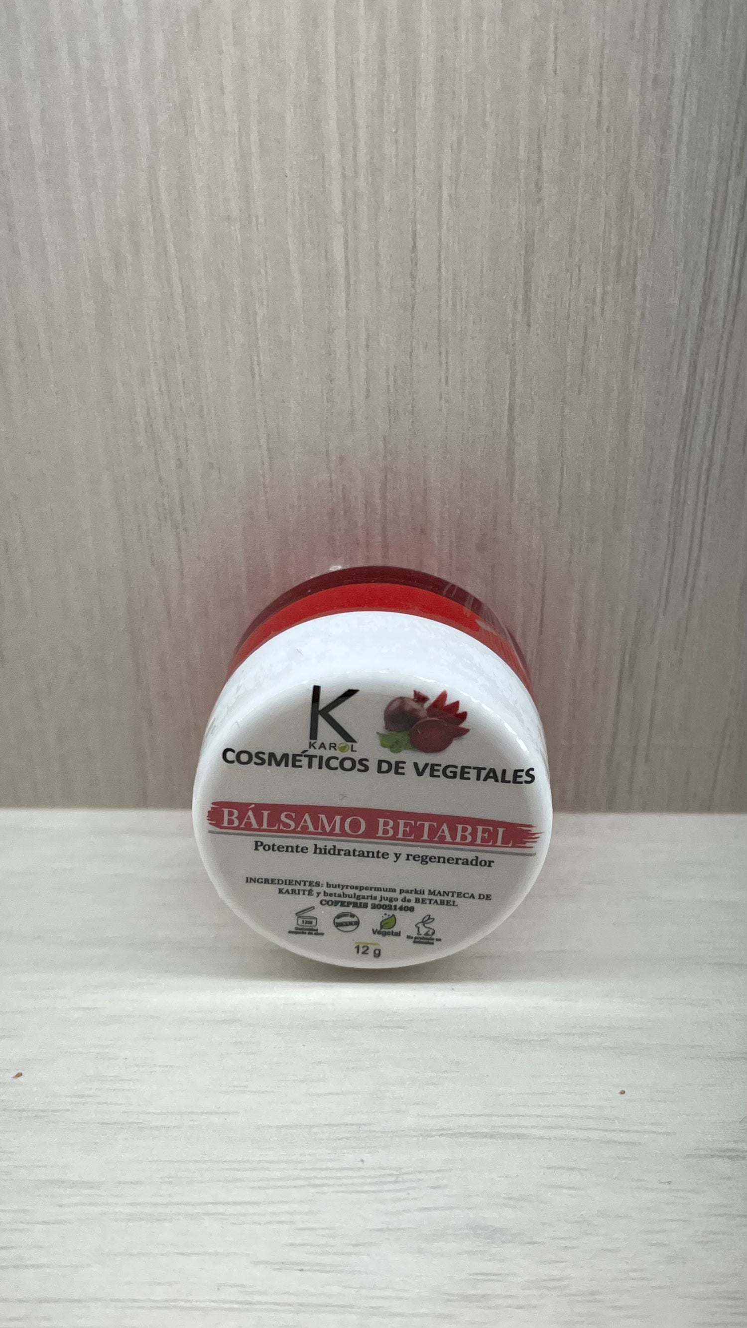 BÁLSAMO LABIAL DE BETABEL EN TARRO