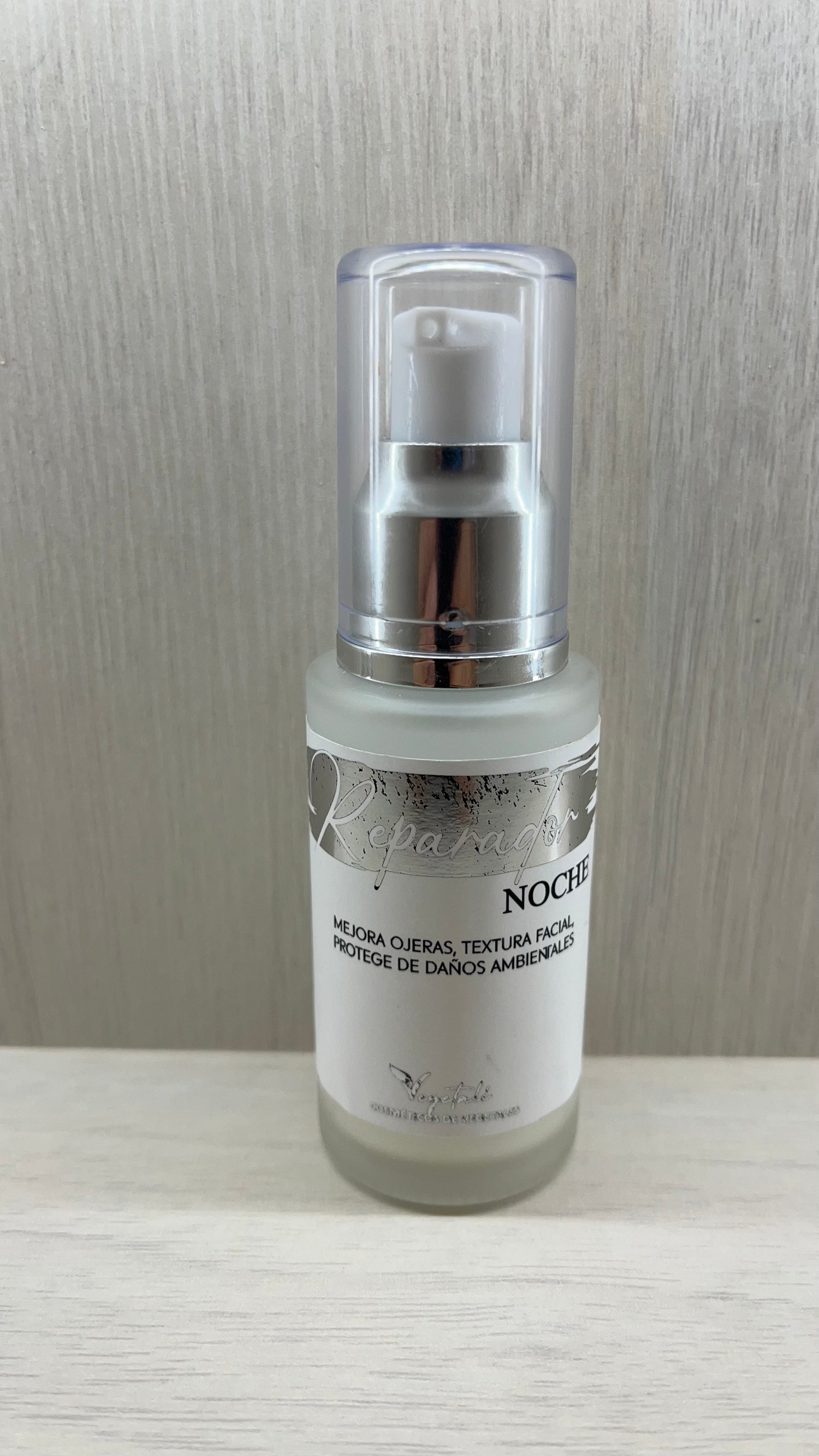 REPARADOR NOCHE LÍNEA VEGETALI