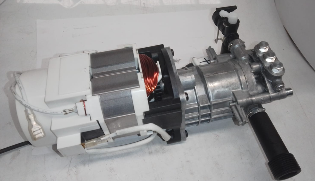 Ensamble motor y bomba Takashi MP88